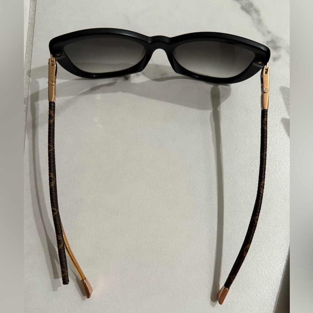 Louis Vuitton Black Matte Acetate Frame Charlotte Sunglasses - Z0781W - Picture 4 of 8